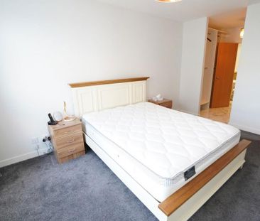 2 bedroom flat to rent - Photo 6