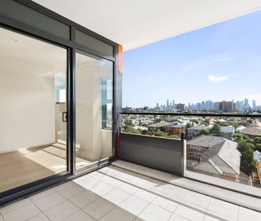 Oversized 1 Bedroom Home with Unobstructed City Views - Photo 5