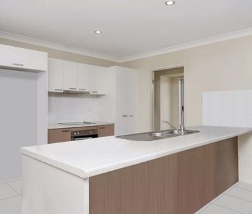 35 Pongamia Parade, Mount Low - Photo 5