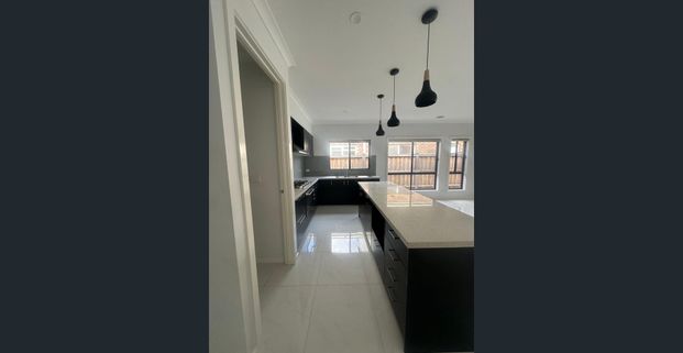 35 Lay Street, Tarneit, Vic 3029 - Photo 1