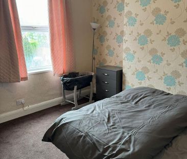 1 bedroom property to rent - Photo 4