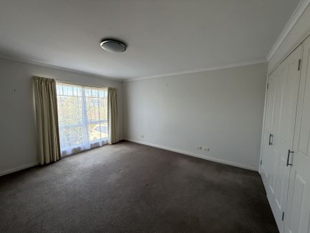 Feel at home, Living Here - Photo 4