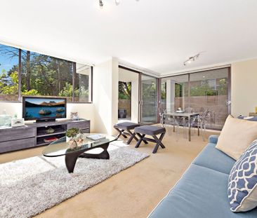Modern Apartment with Huge Terrace &ast;&ast; Available 14&sol;05&s... - Photo 2