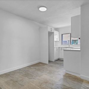 4.5 (7225-19-23) - 7085 Boulevard Viau, Saint-Leonard - Photo 3