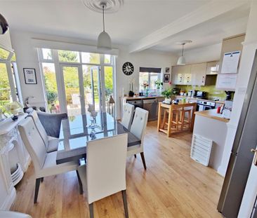 3 bedroom semi-detached house to rent - Photo 4