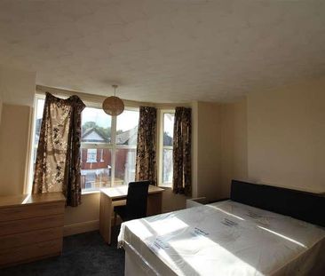 Newcombe Road, Southampton, SO15 - Photo 5