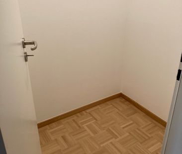 Großzügige 2-Zimmer-Wohnung mit Balkon 1105-26 - Photo 3