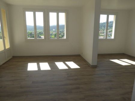 Location appartement 4 pièces 73 m² à Aubenas (07200) - Photo 3