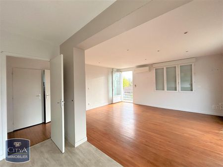 Location Appartement 4 pièces 90m² MONTAUBAN 82000 - Photo 2