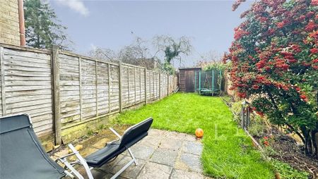 2 bedroom terraced house to rent - Photo 3