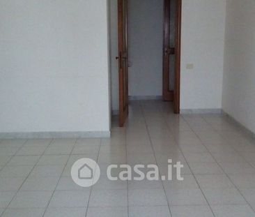 Quadrilocale in Affitto in zona Centro a Carrara - Foto 5