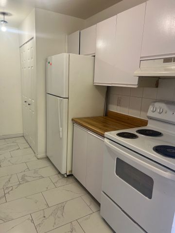 For Lease - 1096 Jalna Boulevard Unit# 91, London South, Ontario - Photo 3