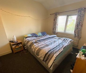 60 Dunluce Avenue, Belfast, BT9 7AY - Photo 5