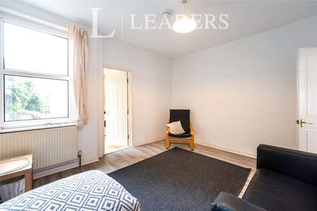 4 bedroom house to rent Jubilee Road, Southsea, PO4 - Photo 4