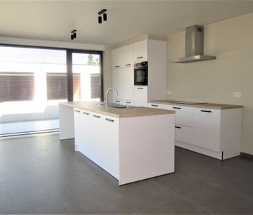 Lichtrijk nieuwbouwappartement v 84m² gelegen op het gelijkvloers m... - Photo 2