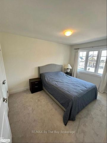 For Lease - 20 Little River Crossing, Wasaga Beach, Ontario - Photo 4