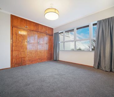 Your New Home in Hillsborough Awaits - Photo 5
