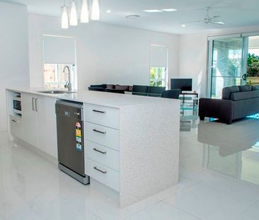 STUNNING HOME IN PEREGIAN SPRINGS - Photo 1