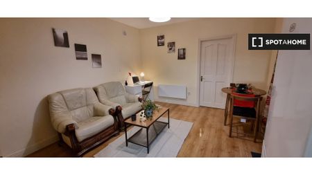 1-bedroom apartment for rent in Cabra-Drumcondra, Dublin - Photo 4