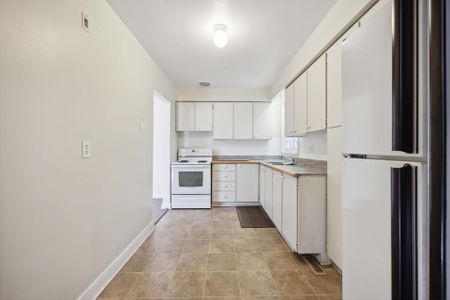 For Lease - 515 Marlee Avenue Unit# Upper, Toronto, Ontario - Photo 3