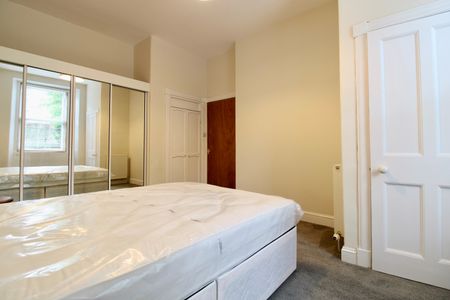 1 Bed Flat, Hermand Terrace, EH11 - Photo 3