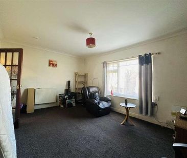 Arbury Road, Nuneaton, CV10 - Photo 4