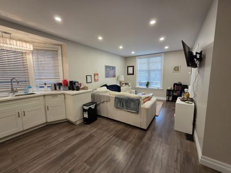 For Lease - 81 Gage Avenue Unit# 1, Hamilton, Ontario - Photo 2