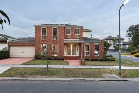 4 Gresswell Park Drive, Watsonia VIC 3087 - House For Rent | Domain - Photo 2