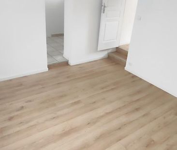 A LOUER: Sur la commune de SIN LE NOBLE, Appartement T3 avec Jardin - Disponible de suite. - Photo 6