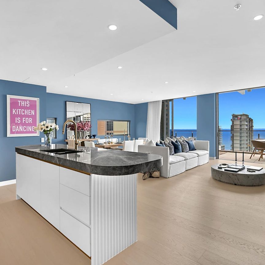 Fully furnished and available for both short and long-term leasing, offering immediate, turnkey living - Photo 1