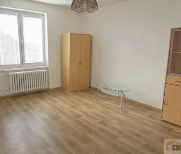 PV, Krokova ul., byt 2+1, pronájem 12.000,- Kč + energie - Фото 1