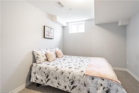 For Lease - 33 Glory Hill Road, St. Catharines, Ontario - Photo 2