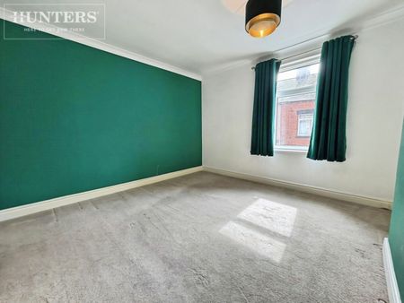 3 bedroom House To Let - Photo 3
