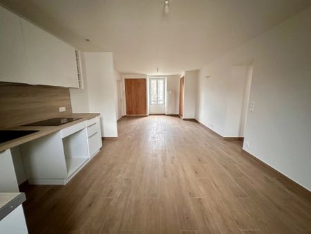 Location Appartement 3 pièces 58m² BRIE COMTE ROBERT 77170 - Photo 3