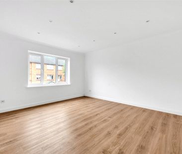 Pullman Place, Sherard Road, Eltham, SE9 6EG - Photo 2