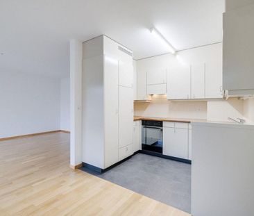 Comfortable living in a well-maintained apartment building - Foto 3