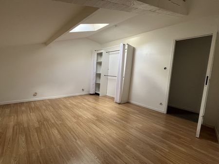 Location Appartement 4 pièces 120m² - Photo 2