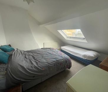 2 bedroom maisonette to rent - Photo 4