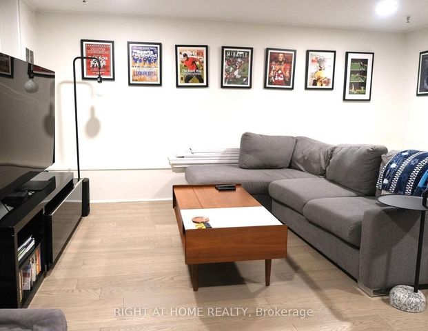 41 Spruce Street condo — Toronto, ON (3-Bedroom) - 3 Bedroom - Photo 1