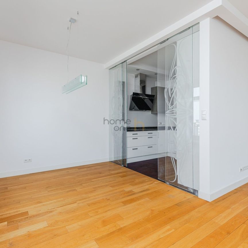 Grzybowska 4 | 2 sypialnie | 2 łazienki | XI p. - Photo 1