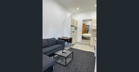 Furnished 1 bedroom apartment offers the perfect blend of convenience & comfort! - Photo 2