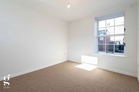 Commercial Street, Hereford - Photo 2