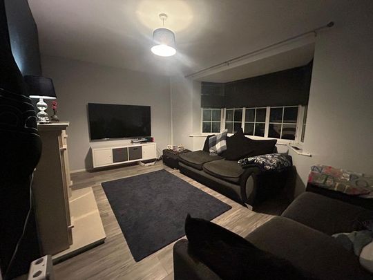 2 bedroom end of terrace house to rent - Photo 1