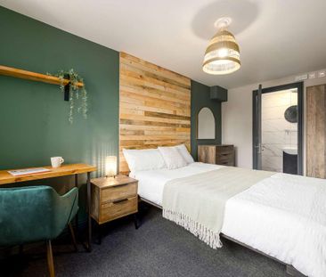 7 bedroom house of multiple occupation to rent - Photo 6