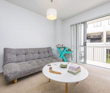 Downtown Sophistication - Photo 1