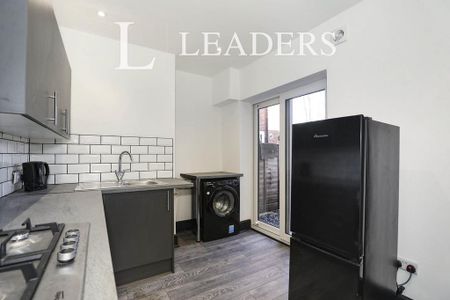 1 bedroom terraced house to rent - Photo 3