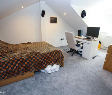 3 bedroom apartment to rent - Photo 4