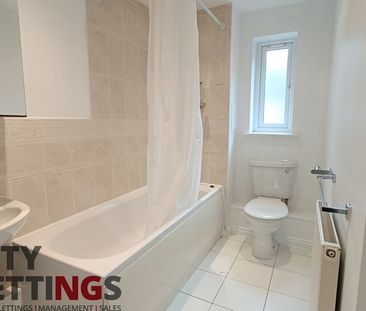 2 Bedroom Apartment - Photo 6