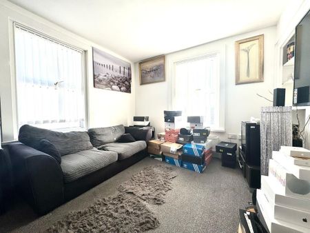 1 bedroom flat to rent - Photo 5