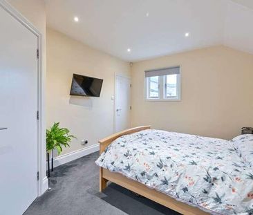 The Old Mill, Gladstone Road, Kingston, KT1 - Photo 2